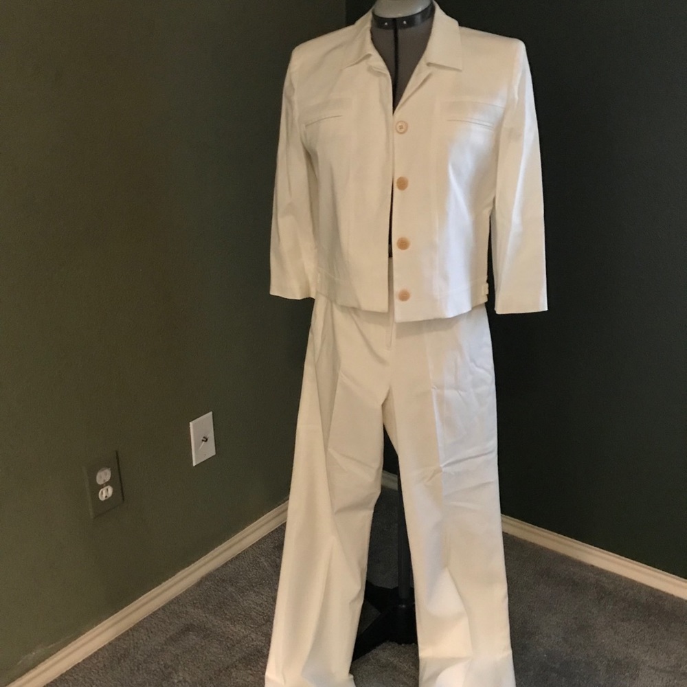 Ann Taylor white pantsuit